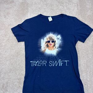 Taylor Swift 1989 World Tour T Shirt Official Merch, Size S